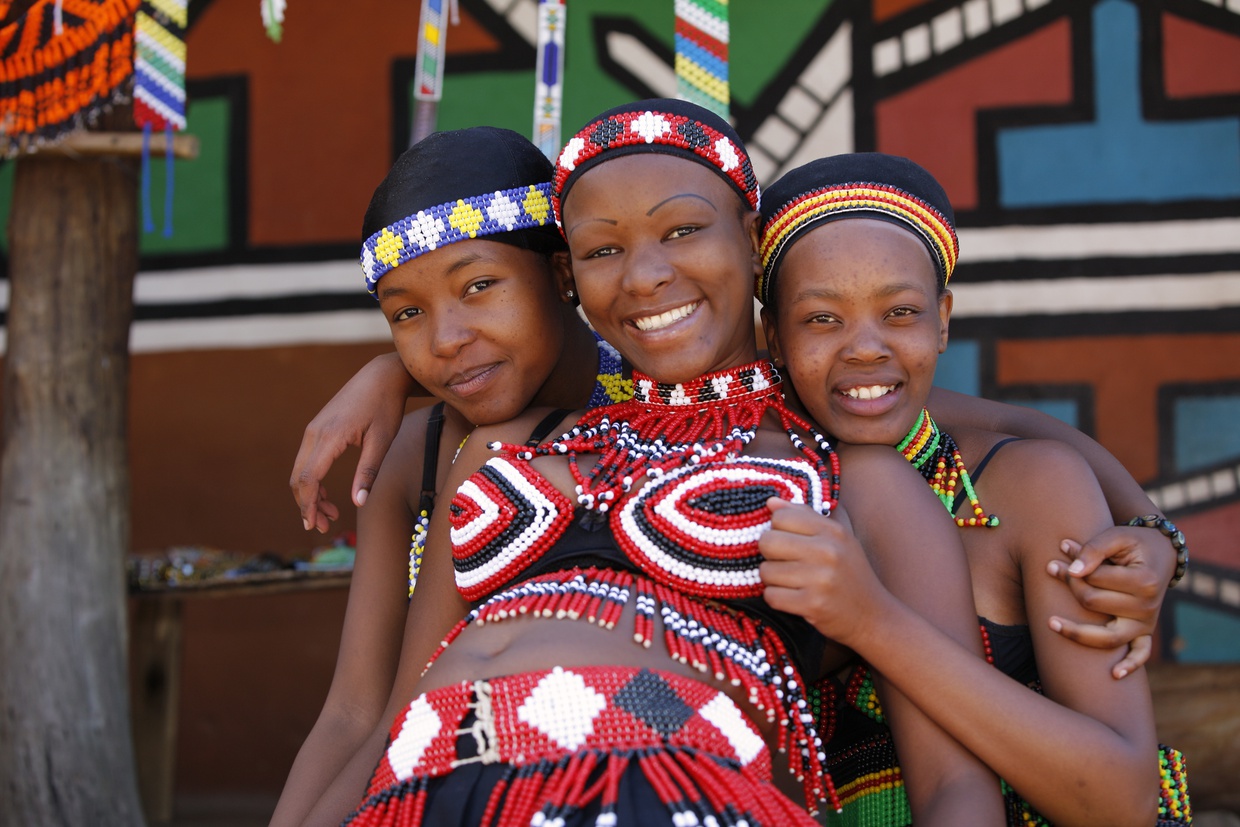 Image of South African women showing our rich cultural diversity in South Africa | Gonana Travel Cultural tours